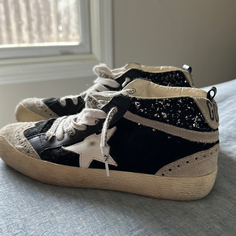 Golden Goose mid star size 36